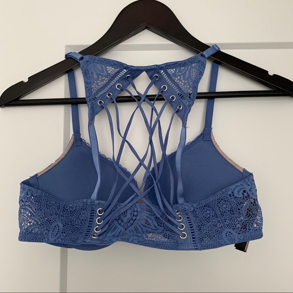 Victoria Secret Push Up Bra with back lacing. - Picture 2 of 5